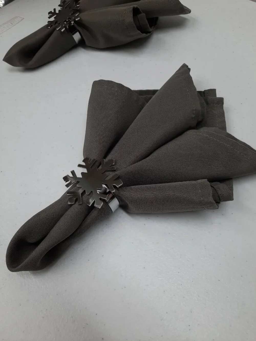Set of 8 Silver Snowflake Napkin Rings Christmas Holiday Winter Table Decor